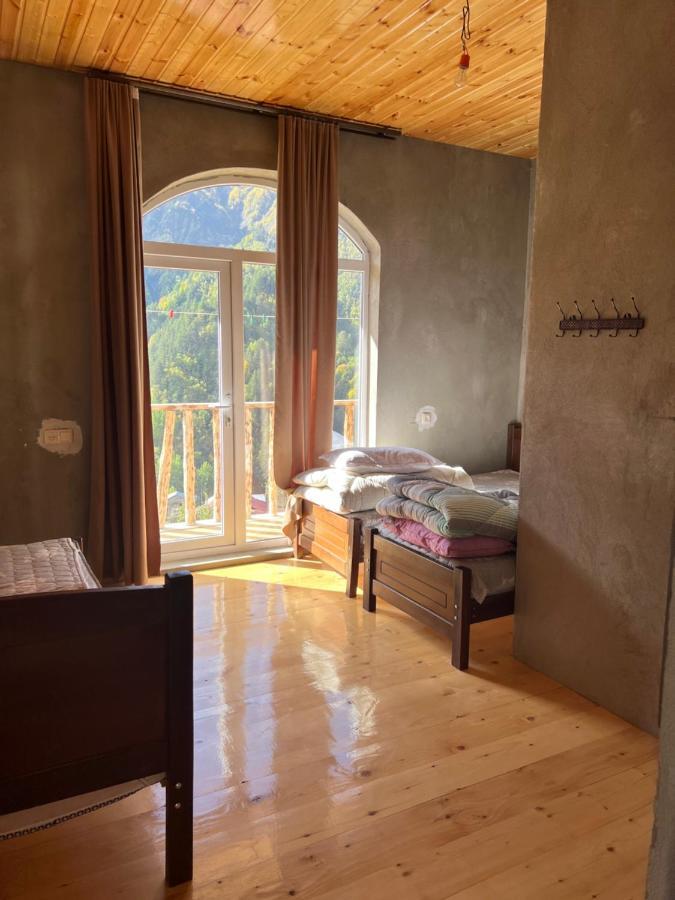 Guesthouse Ellie- Elisabeth Adishi Екстериор снимка